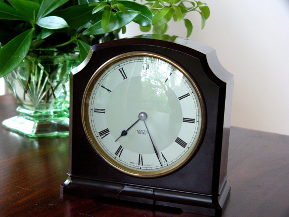 Vintage Bakelite and Plastic collectors items Bakelite and Plastic Collectable